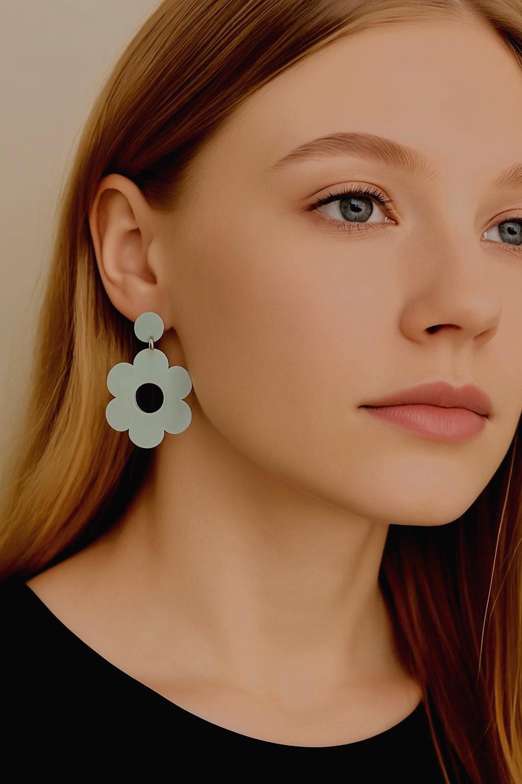 Flower Earrings Daisy